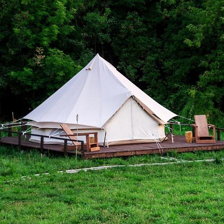 Glamping Slapy Hotel Bagian luar foto