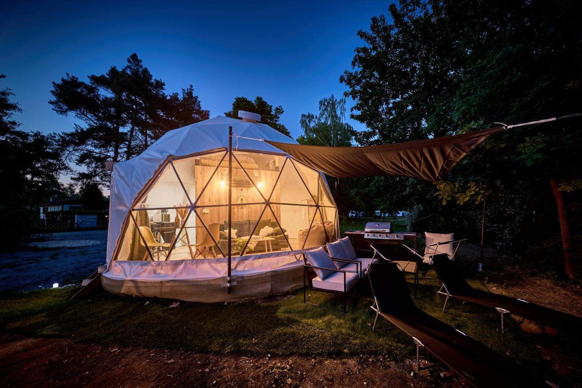 Glamping Slapy Hotel Bagian luar foto